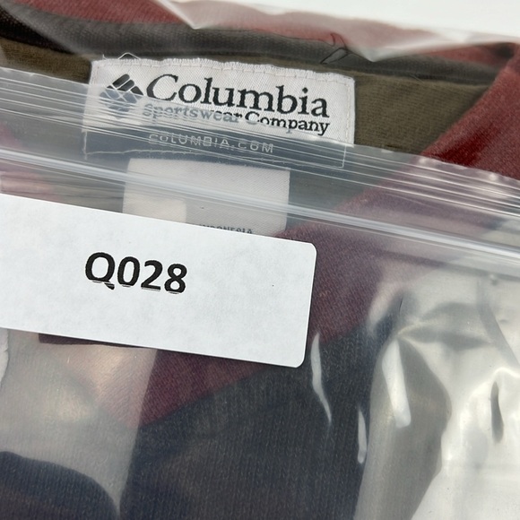 Columbia Sportswear Men's brown long sleeve v-neck sweater - Picture 6 of 6